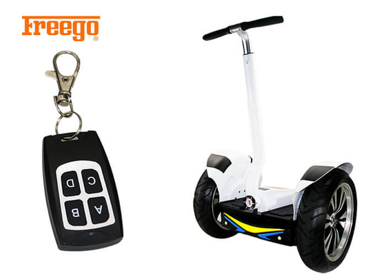 1000W * 2 व्हाइट सेल्फ बैलेंसिंग इलेक्ट्रिक स्कूटर बटन कंट्रोल 3-5H चार्जिंग टाइम